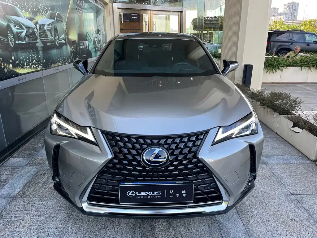 Lexus UX — миниатюра 2