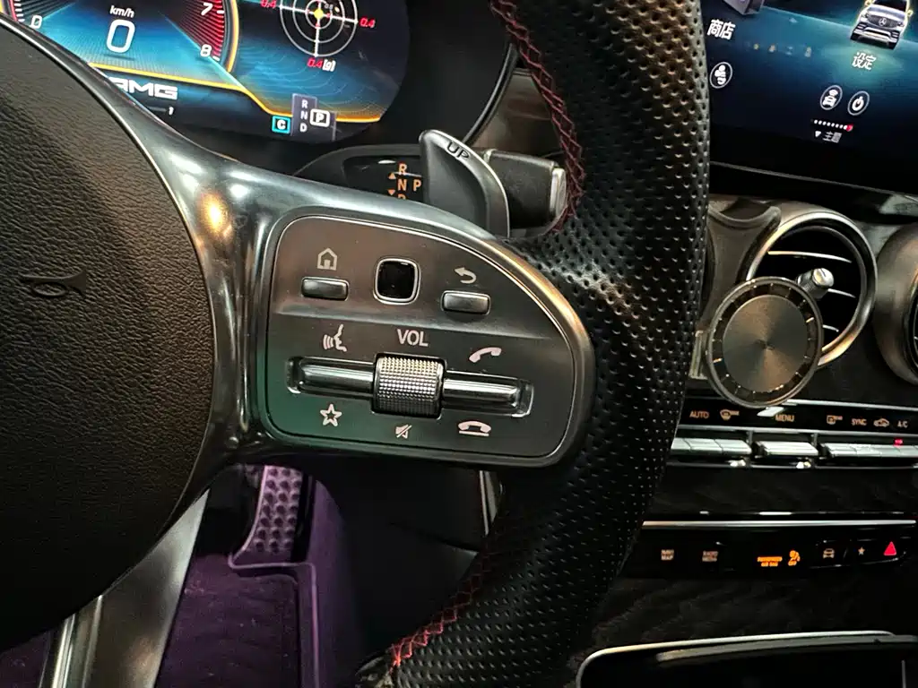 Mercedes-Benz GLC AMG — миниатюра 11