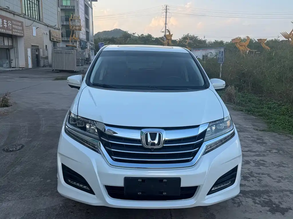 Honda Elysion — миниатюра 2