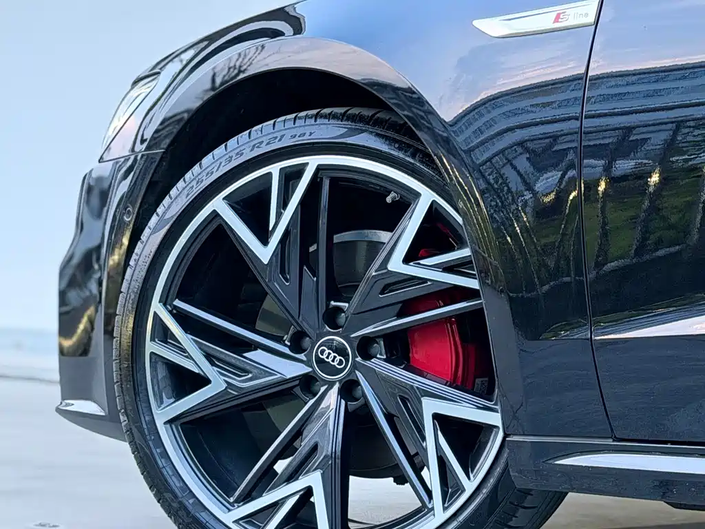 Audi A7L — миниатюра 6