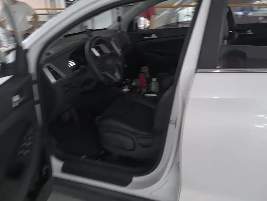 Hyundai Tucson — миниатюра 9