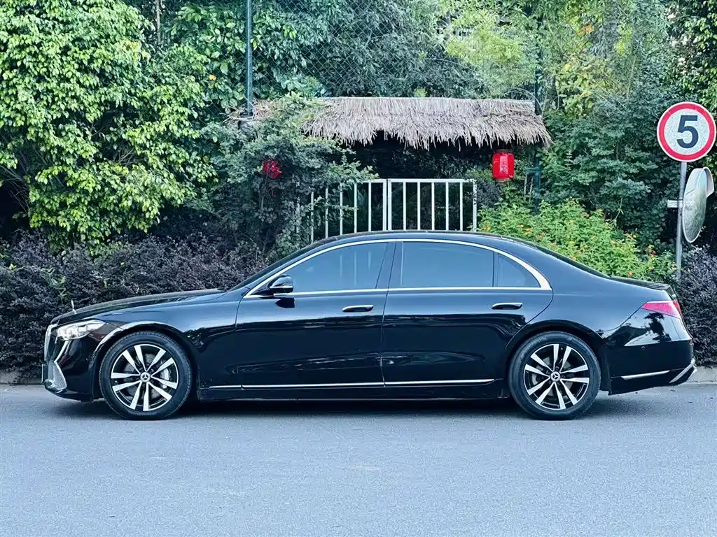 Mercedes-Benz S-Class S 2024 S 400 L Luxury