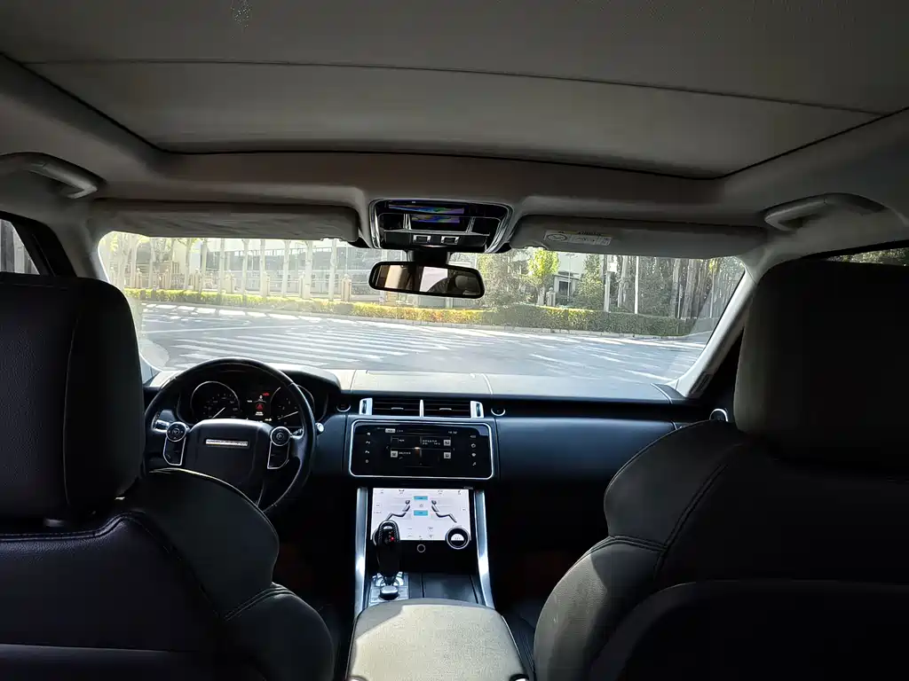 Land Rover Sport — миниатюра 8