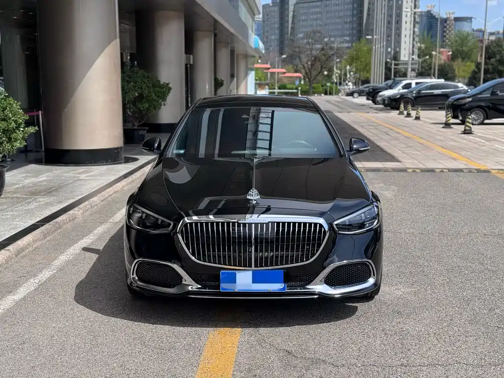 Mercedes-Benz S-Class 2023