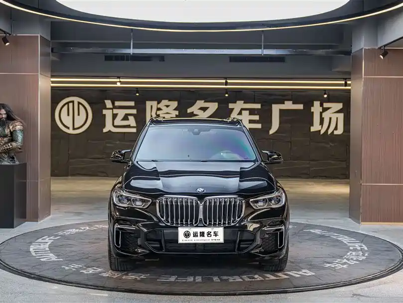 BMW X5 2022 xDrive 40Li M Sport