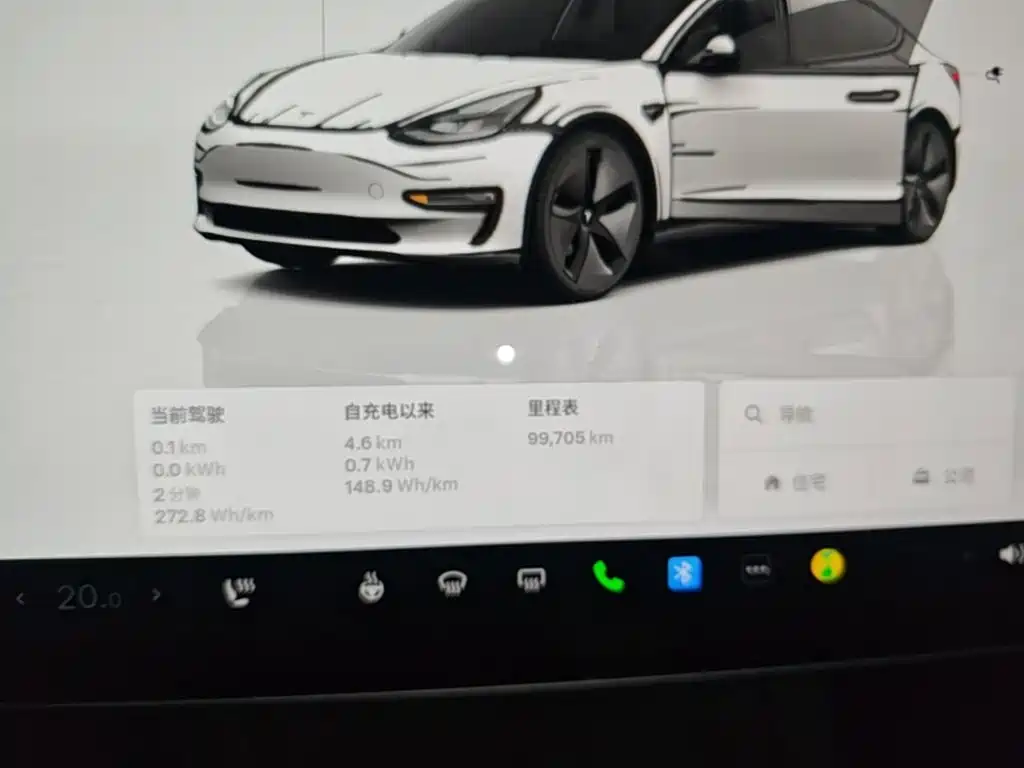 Tesla Model 3 — миниатюра 12