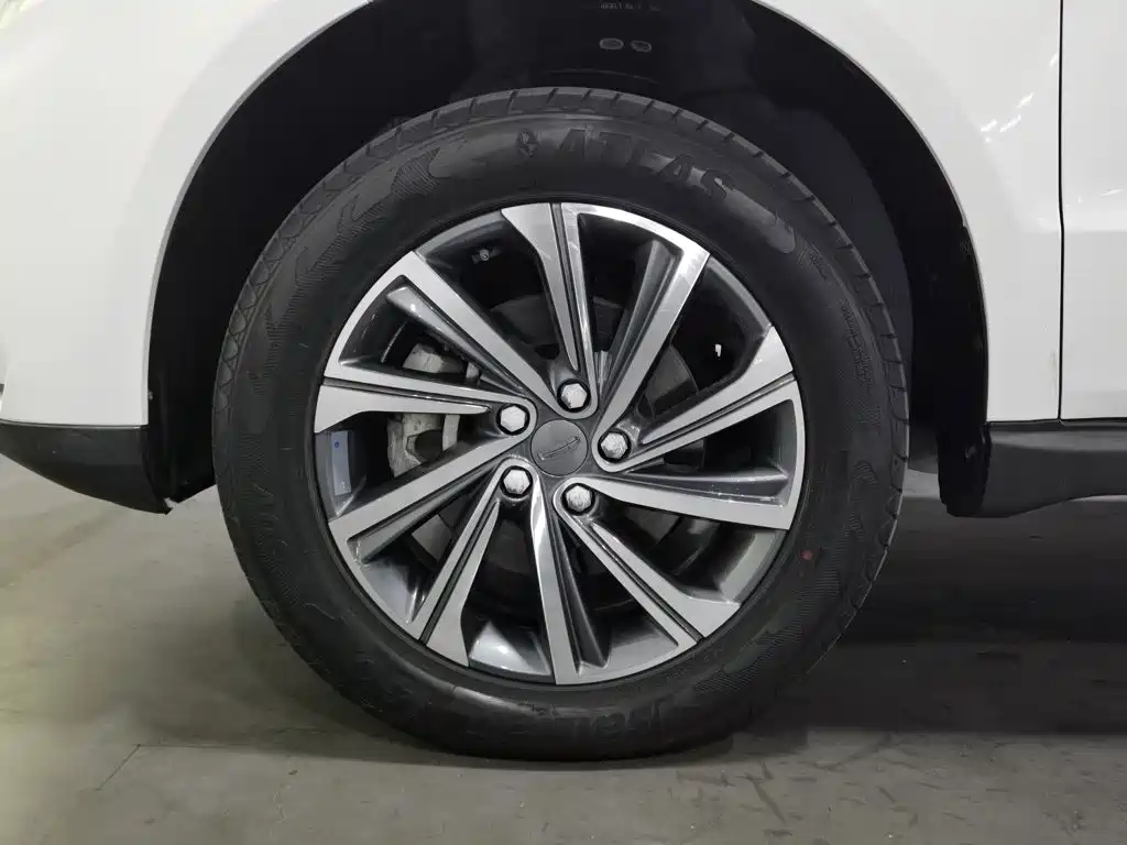 Geely Vision X6 — миниатюра 17