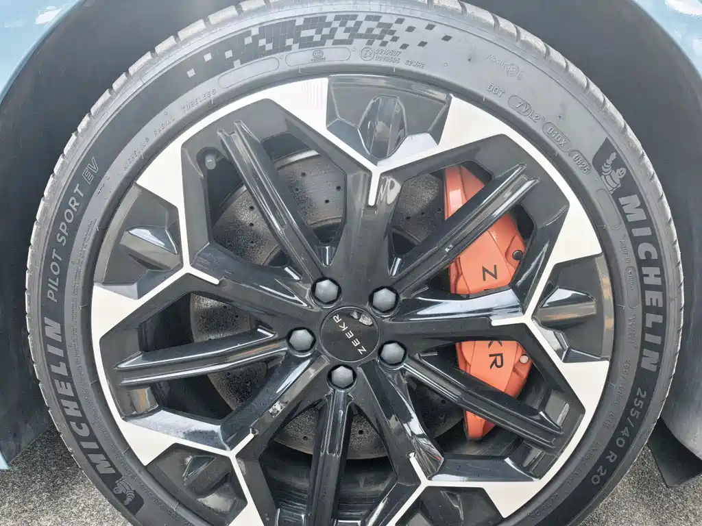 Zeekr Крайний Криптон 007 GT — миниатюра 8