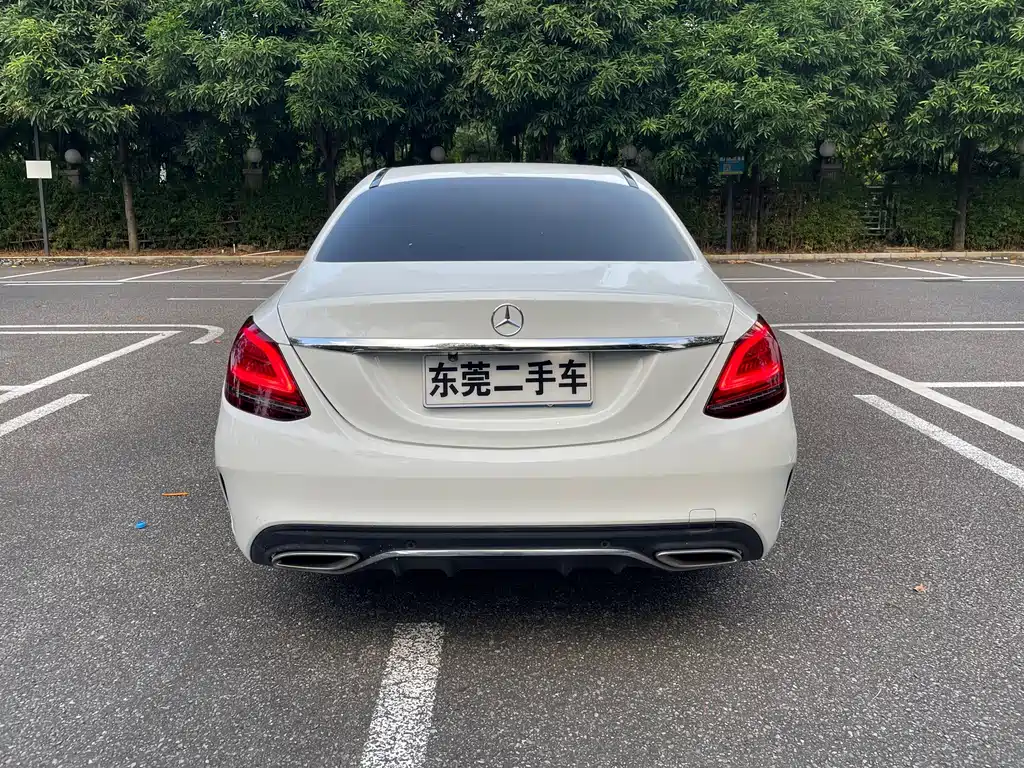 Mercedes-Benz C-Class — миниатюра 15