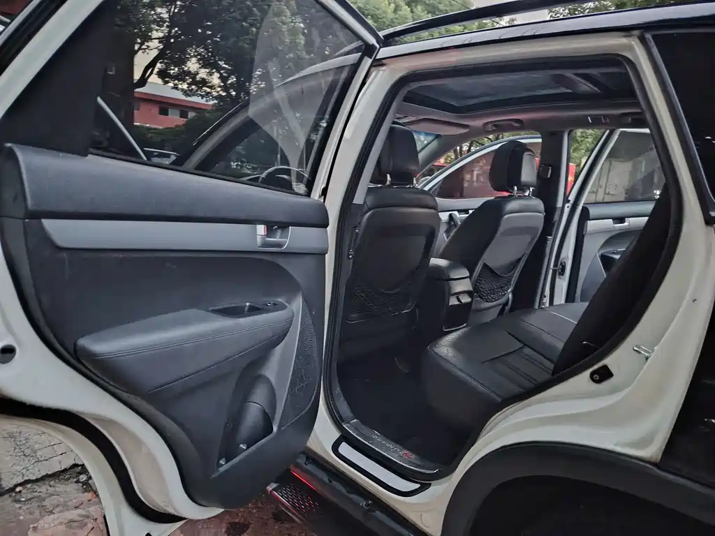 Kia Sorento 2013 2.2T 5 мест Luxury