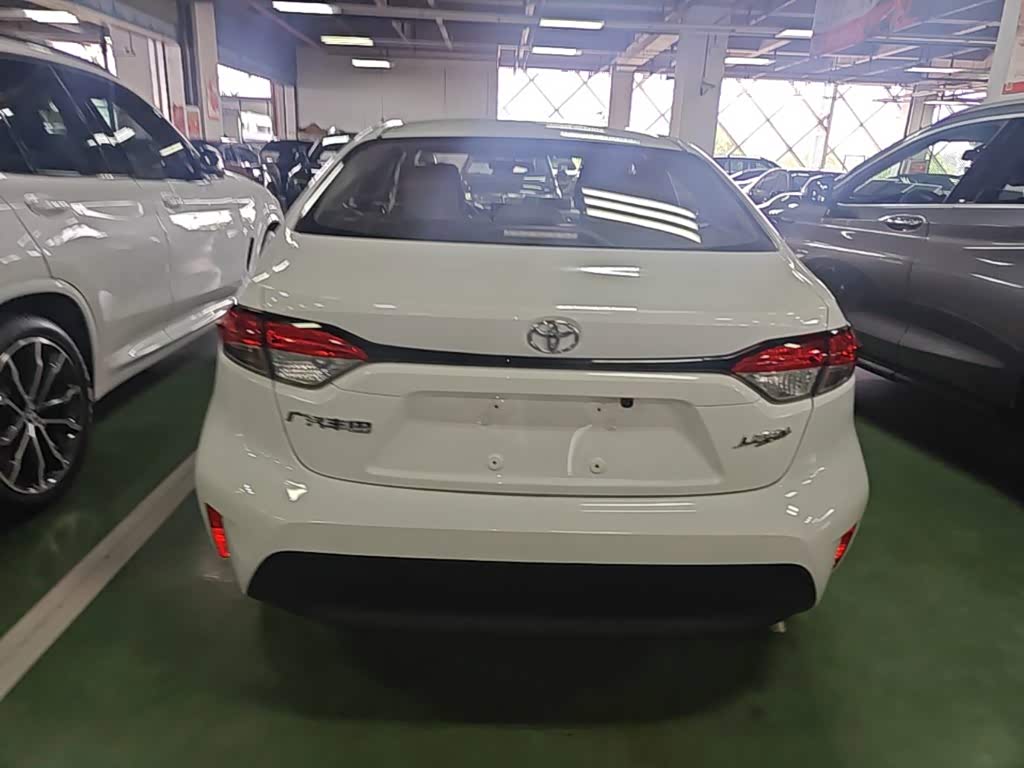 Toyota Levin 1.5 л 2024 г. Белый, пробег 24800 км