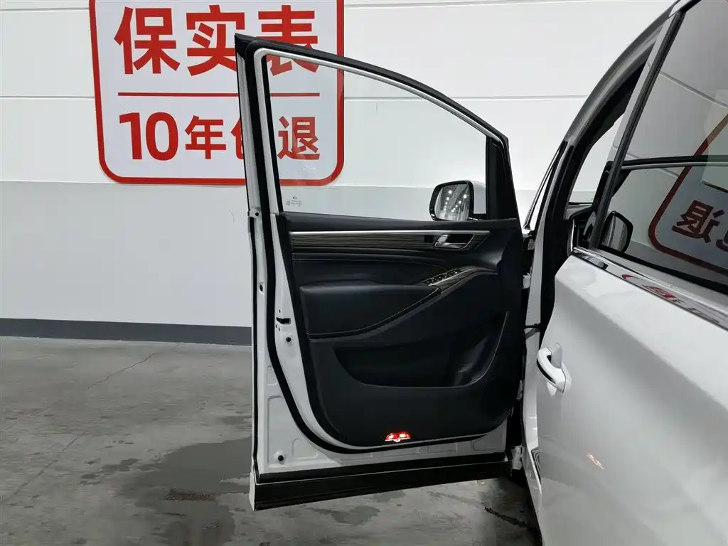 GAC M8 2023 390T Premium