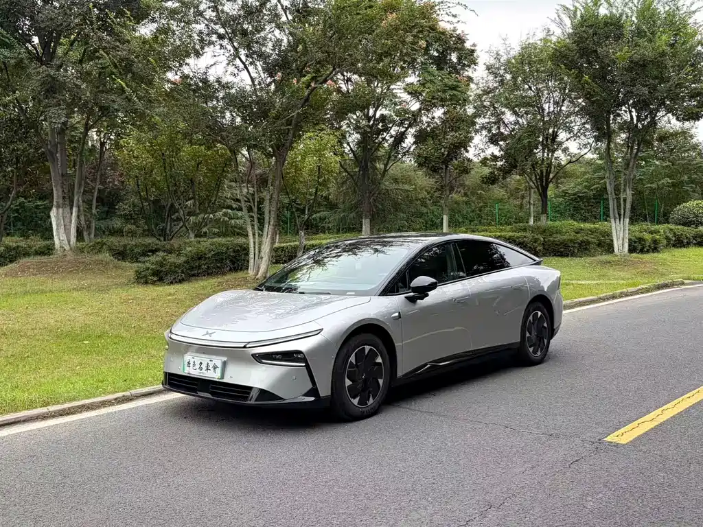 XPeng P7+
