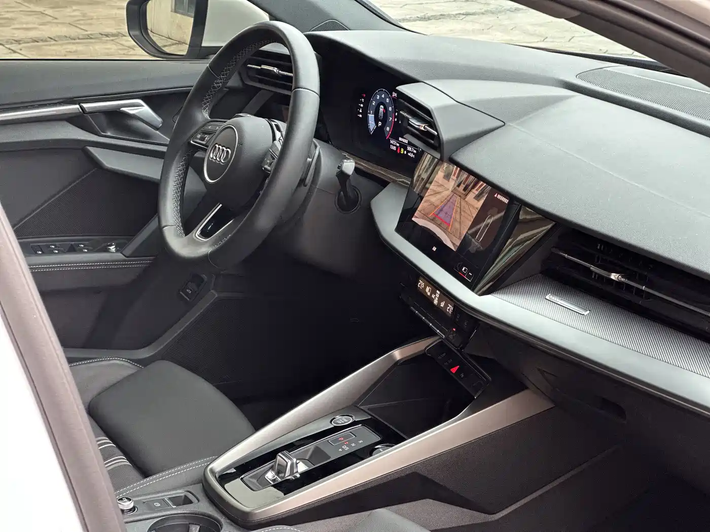 Audi A3 2024 Белый из Китая, фото 4