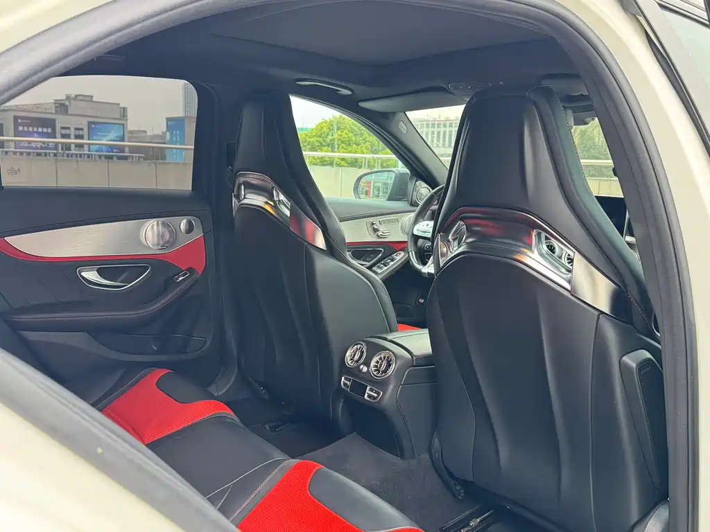 MERCEDES-BENZ C CLASS AMG