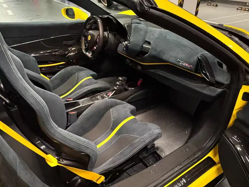 Ferrari 488 — миниатюра 3