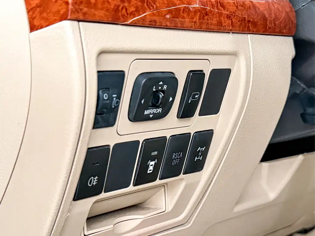 Toyota Land Cruiser — миниатюра 15
