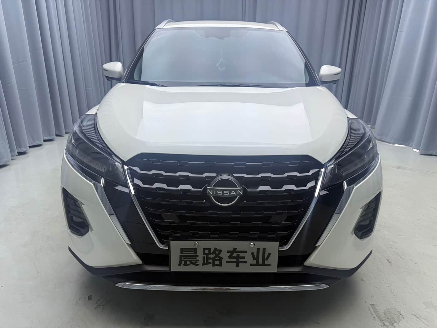 Nissan Kicks 1.5 л 2023 г. Белый, пробег 6800 км