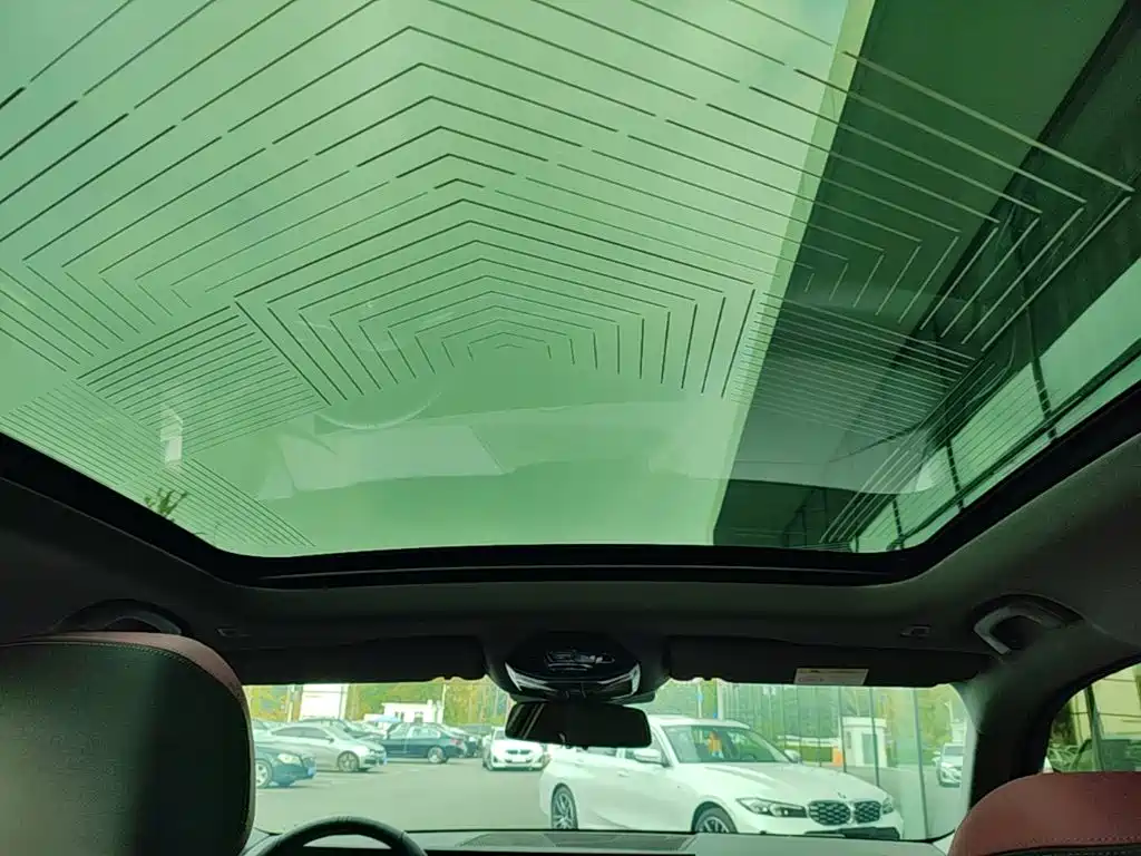 BMW i5 — миниатюра 18