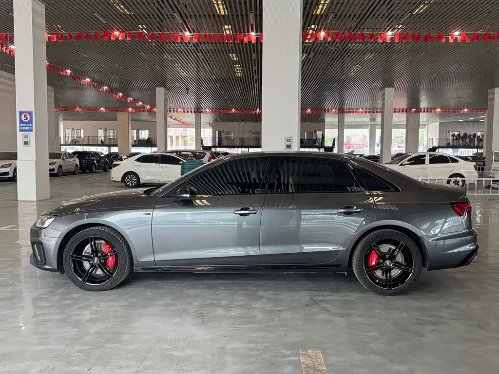 Audi A4L — миниатюра 5