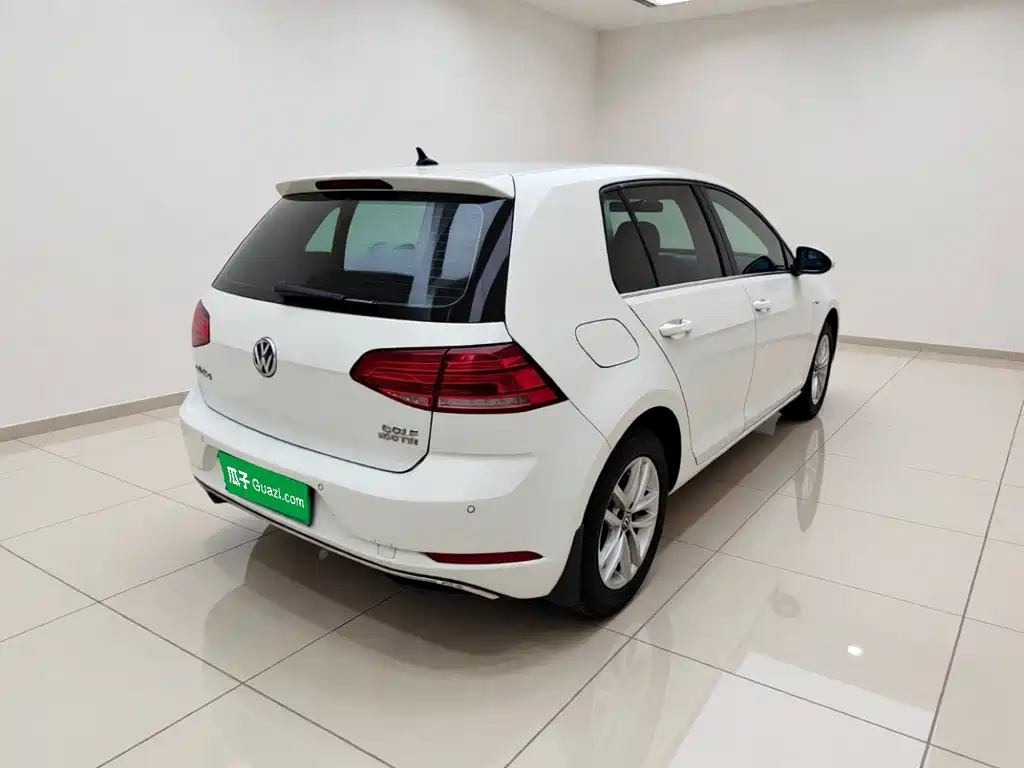 Volkswagen Golf — миниатюра 6