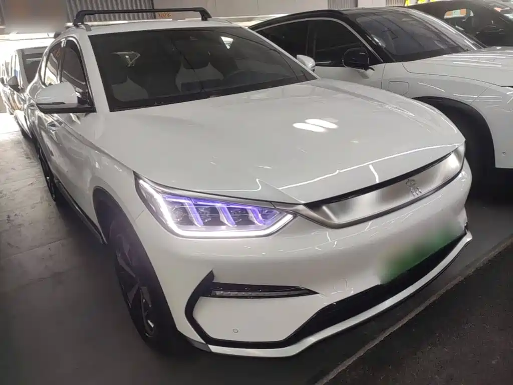 BYD PLUS New Energy — миниатюра 4