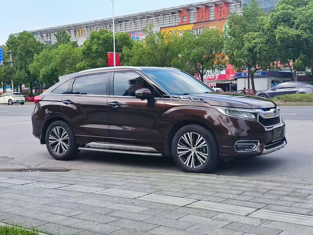 Honda Avancier — миниатюра 3