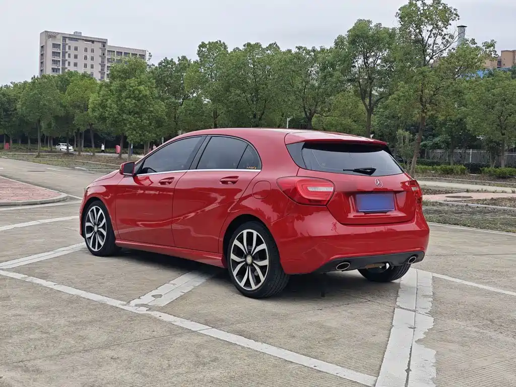 Mercedes-Benz A-Class (Import) — миниатюра 24