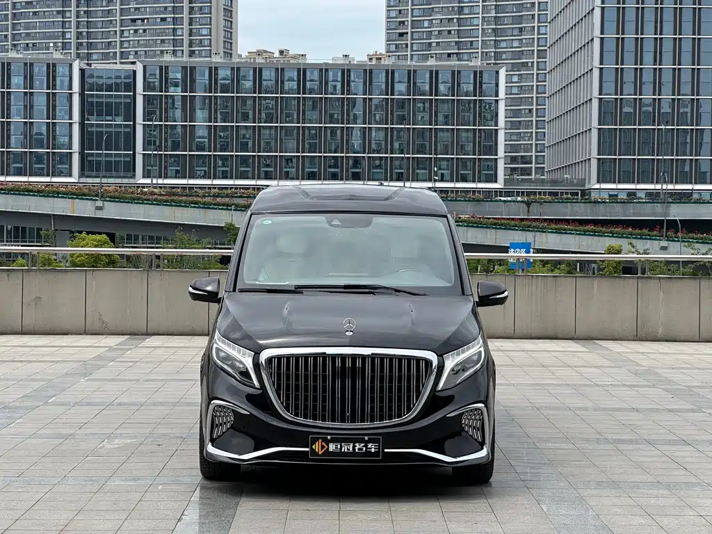 MERCEDES-BENZ V CLASS