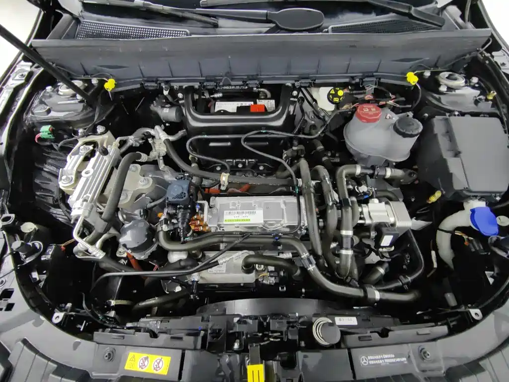 Mercedes-Benz EQB — миниатюра 6