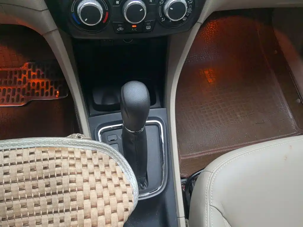 Suzuki Alivio — миниатюра 10