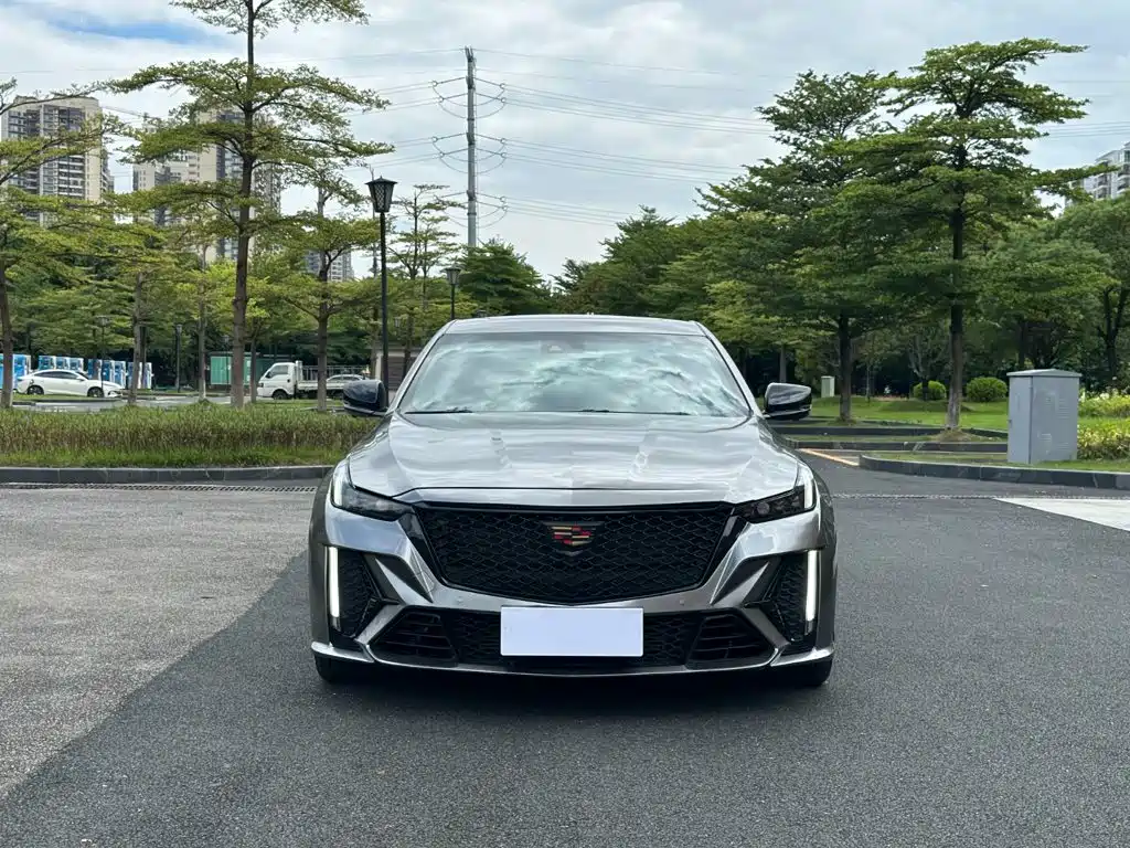 Cadillac CT5 — миниатюра 2