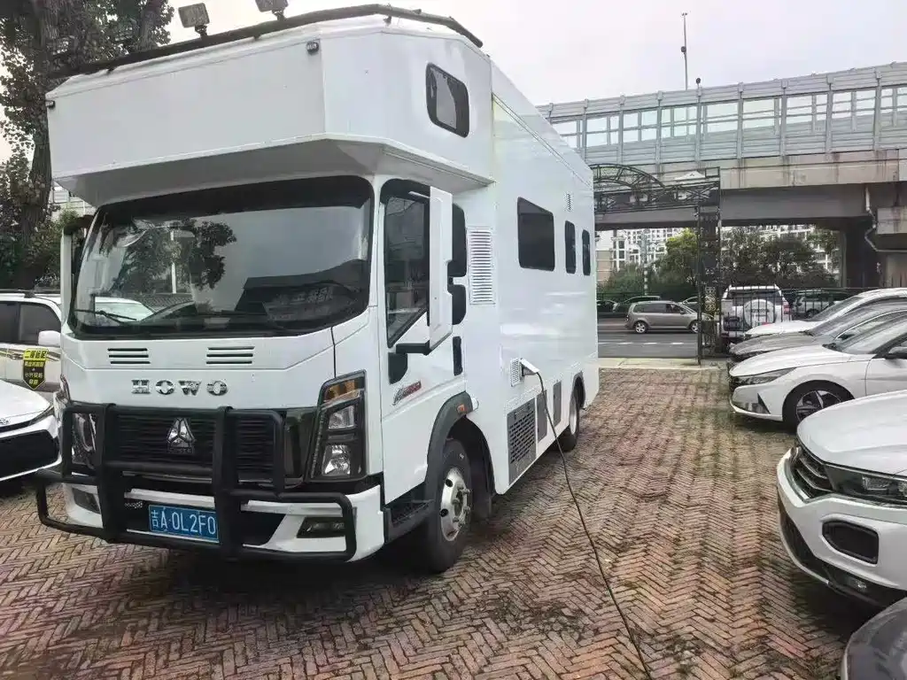 Sinotruk