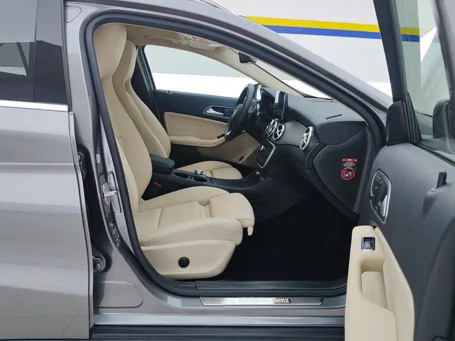 Mercedes-Benz GLA — миниатюра 8