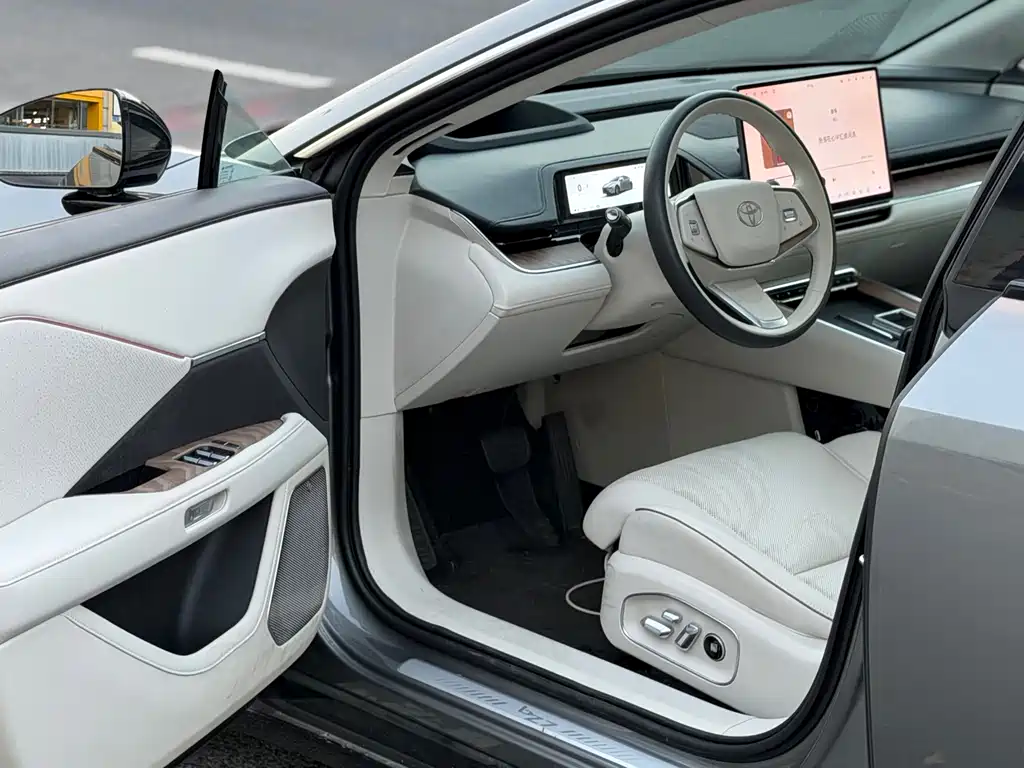 Toyota bZ7 — миниатюра 7
