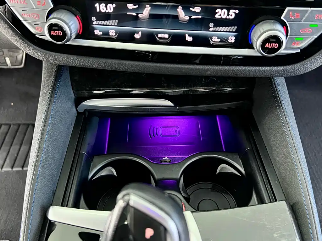 BMW 6 SeriesGT 2022 — фото 19