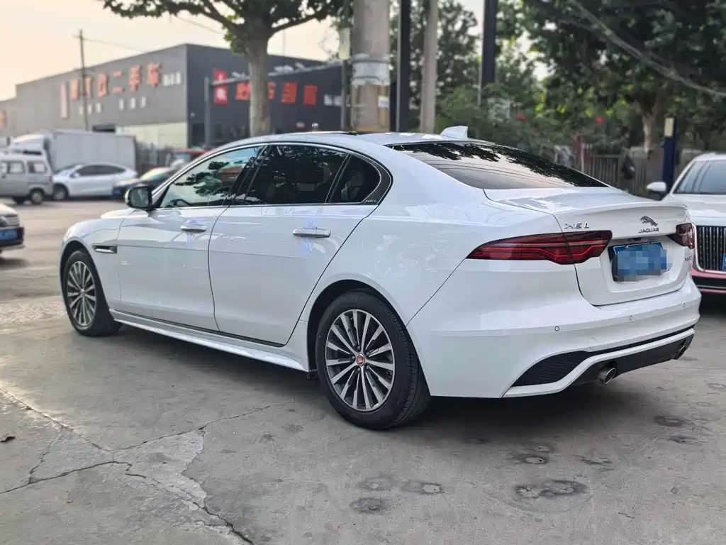 Jaguar XEL 2020 2.0T 200PS R-DYNAMIC Sport