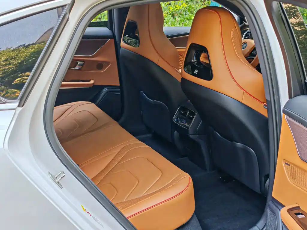 BYD Han — миниатюра 13