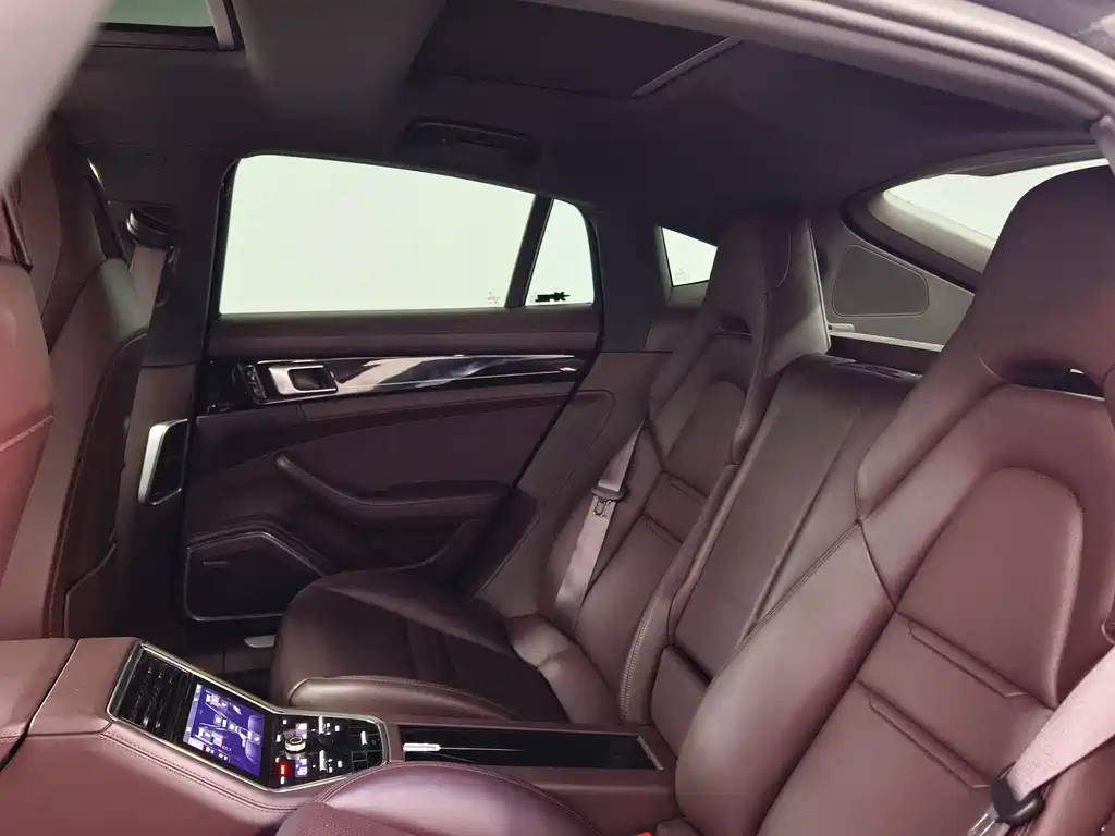 Porsche Panamera — миниатюра 10