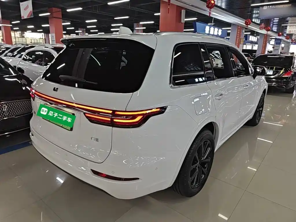 Li Auto Li ONE — миниатюра 7