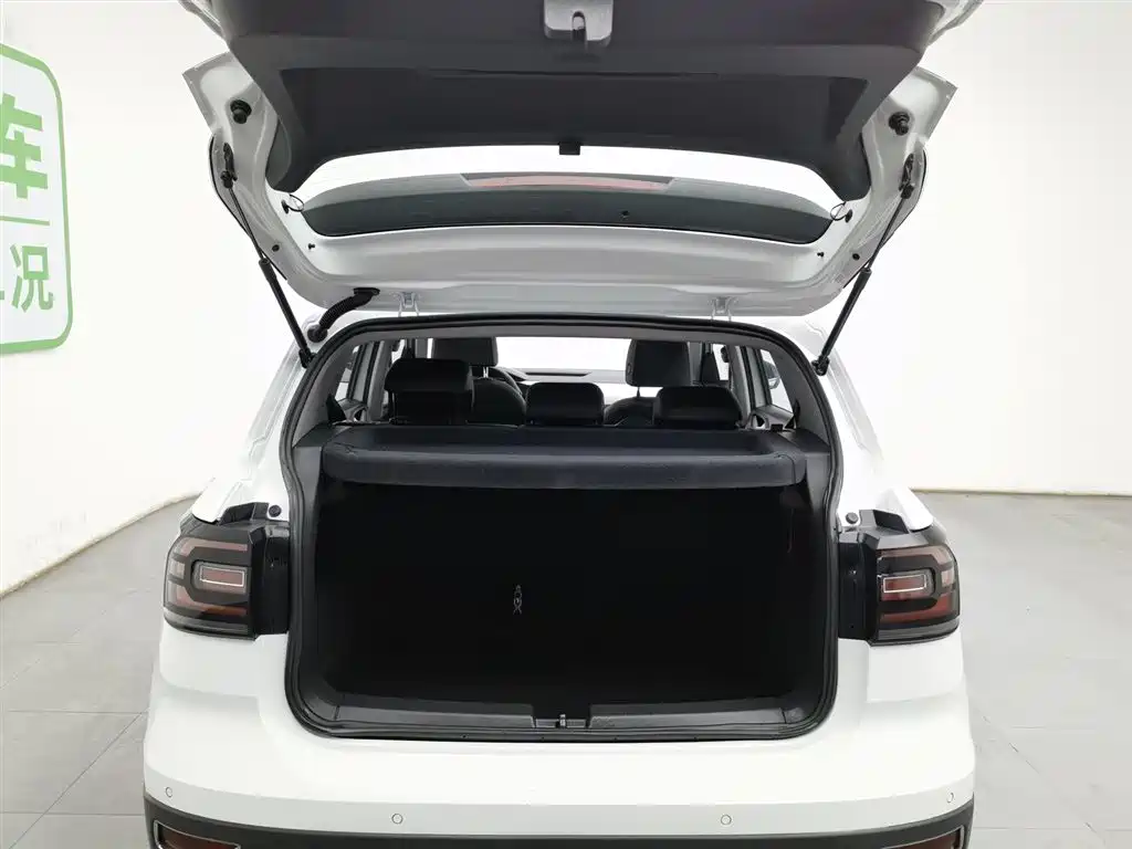 VOLKSWAGEN EXPLORING THE SHADOW