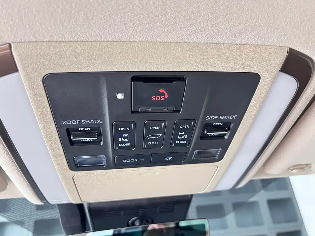 Toyota Alphard — миниатюра 19