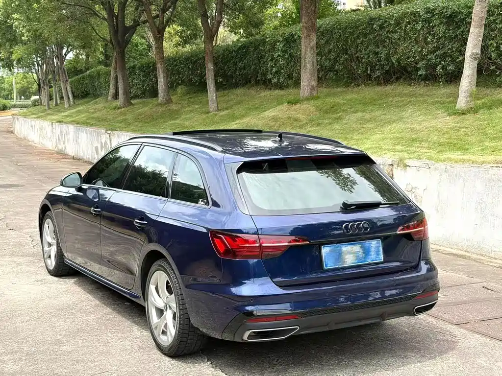 Audi A4 (Import) — миниатюра 9