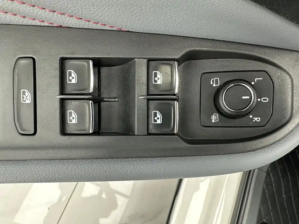 Volkswagen Lamando — миниатюра 12