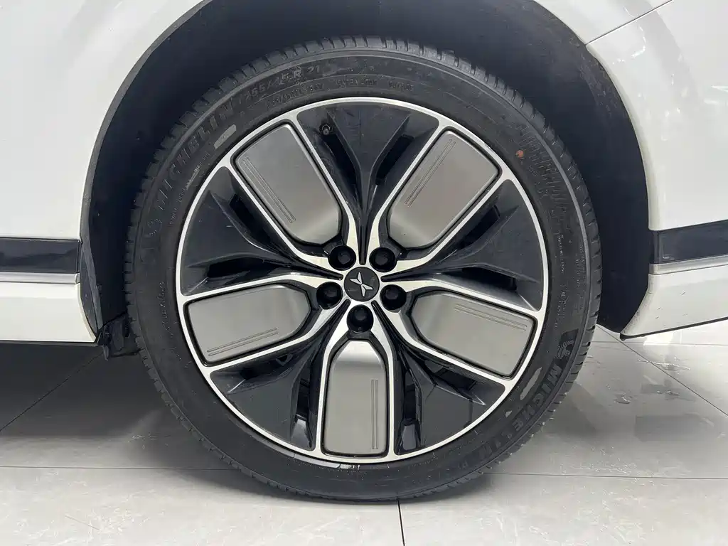 XPeng G9 — миниатюра 6