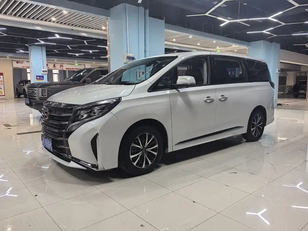 GAC TRUMPCHI M8