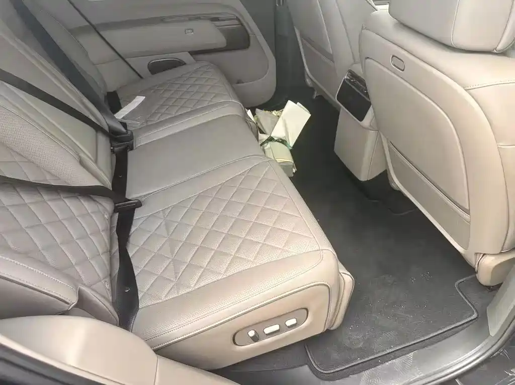 Li Auto Li L8 — миниатюра 4