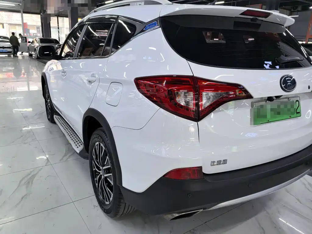 BYD Song 2017 DM 1.5TID Luxury