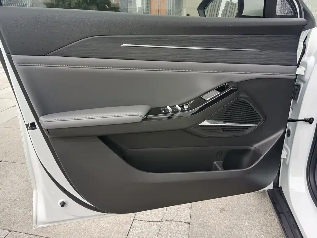 GEELY GALAXY GALAXY L6