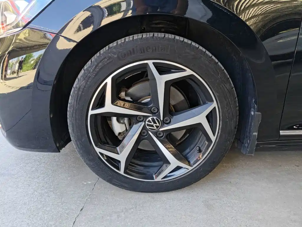 Volkswagen Passat — миниатюра 23